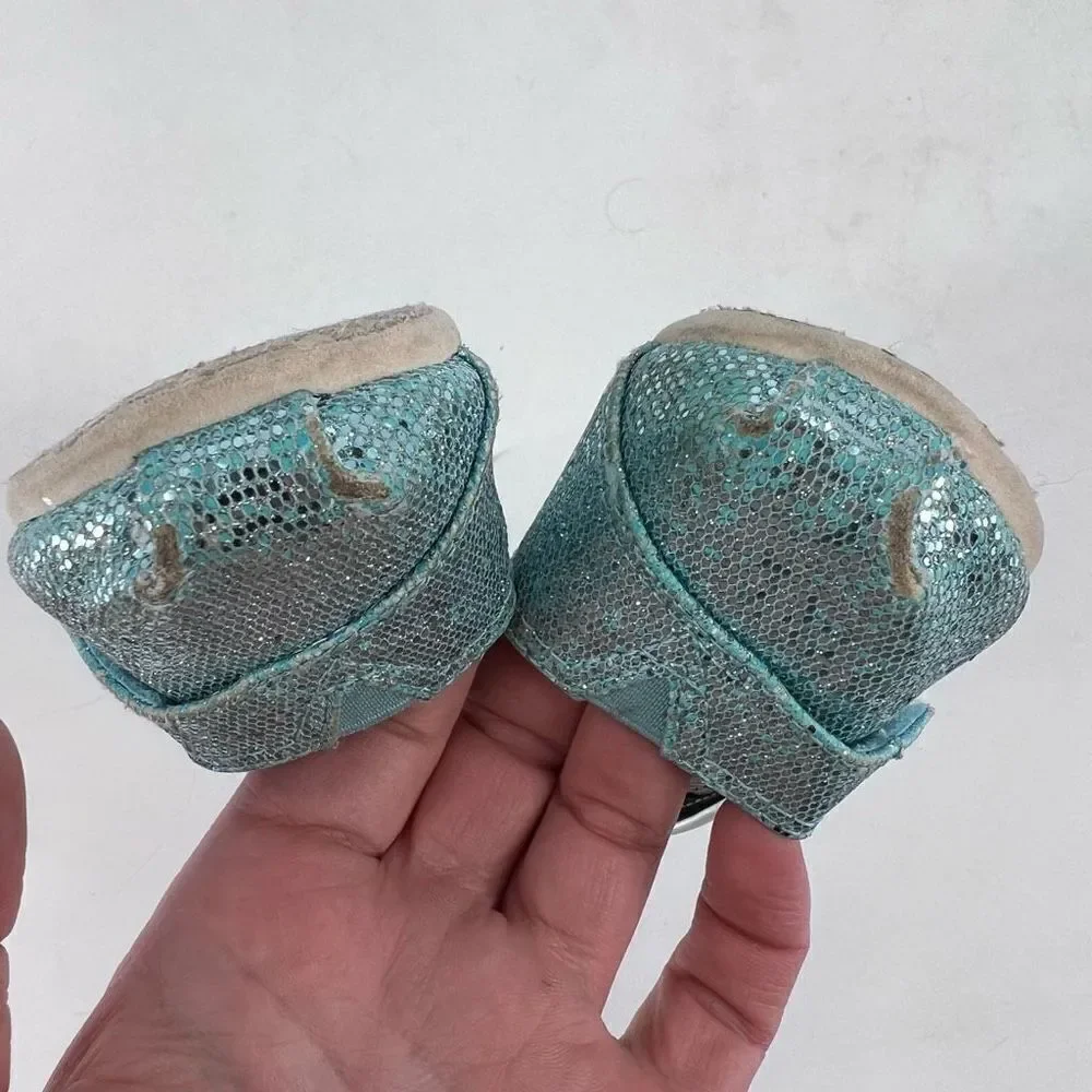 Toms tom’s blue